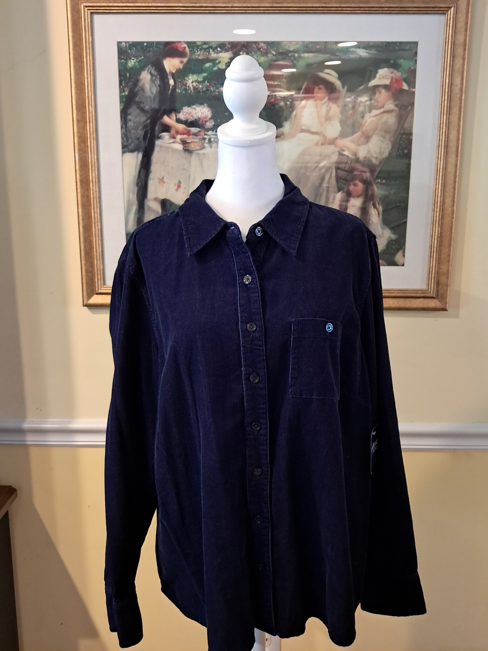 Basic Editions Classic Women's Corduroy Long-Sleeve Button-Down Shirt in Navy 1X